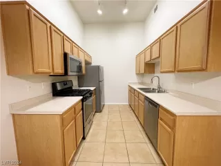 Photo #6: 2554937 Listing 
