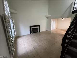 Photo #1: 2554944 Listing 