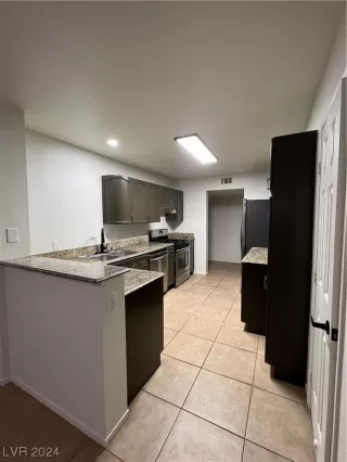 Photo #5: 2554944 Listing 