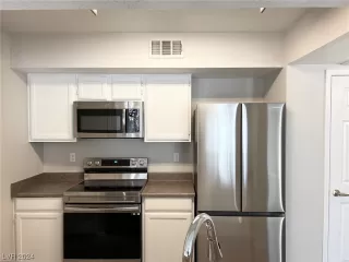 Photo #2: 2554960 Listing 