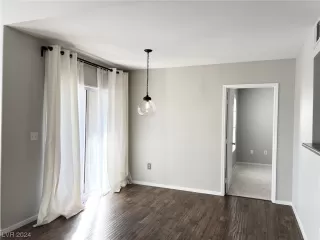 Photo #4: 2554960 Listing 