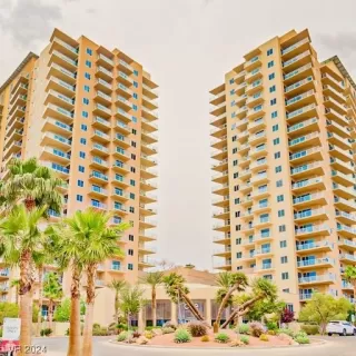 Photo #1: 2554969 Listing 