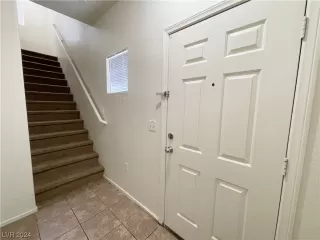 Photo #3: 2554984 Listing 