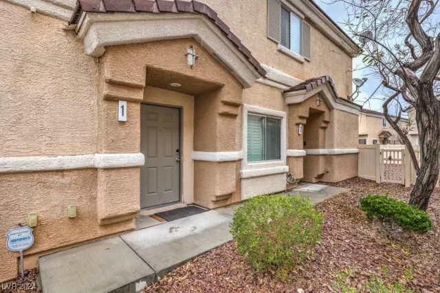 MLS: 2554991 Condo For Sale