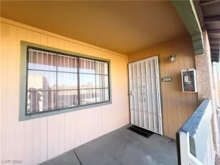 Photo #1: 2554997 Listing 