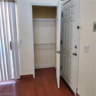 Photo #3: 2554997 Listing 