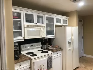 Photo #6: 2555004 Listing 