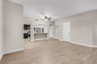 Photo #6: 2555009 Listing 