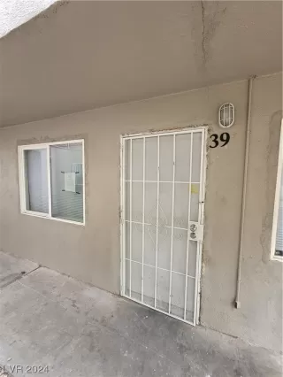 Photo #2: 2555015 Listing 