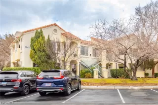 Photo #1: 2555017 Listing 