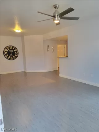 Photo #4: 2555073 Listing 