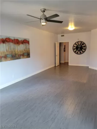 Photo #5: 2555073 Listing 