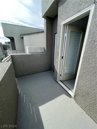 Photo #4: 2555083 Listing 