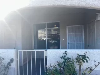 Photo #1: 2555106 Listing 