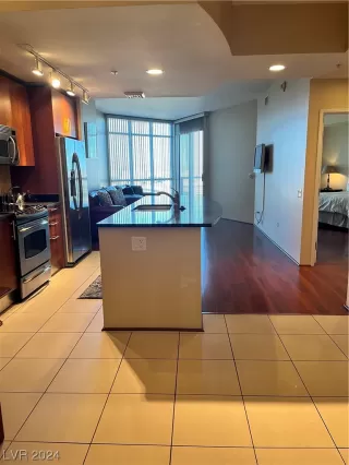 Photo #6: 2555171 Listing 