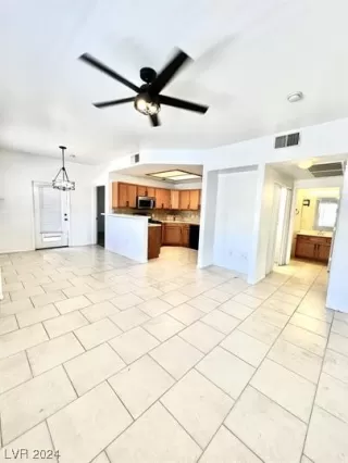 Photo #1: 2555223 Listing 