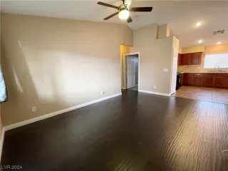 Photo #4: 2555284 Listing 