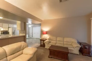 Photo #2: 2555331 Listing