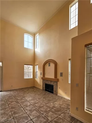 Photo #3: 2555339 Listing 