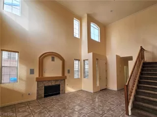 Photo #4: 2555339 Listing 