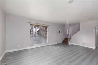 Photo #3: 2555346 Listing 