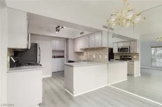 Photo #6: 2555346 Listing 