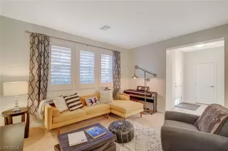 Photo #4: 2555361 Listing 