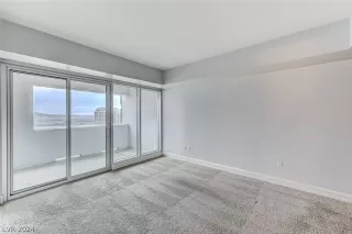 Photo #2: 2555387 Listing 