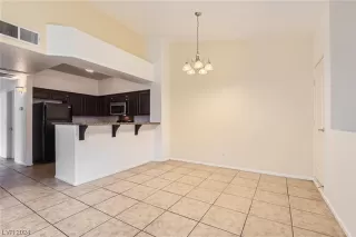 Photo #3: 2555388 Listing 