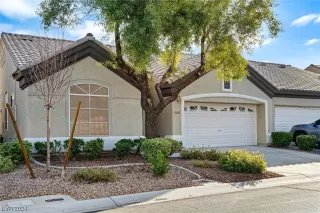 Photo #2: 2555401 Listing 