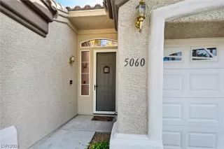 Photo #3: 2555401 Listing 