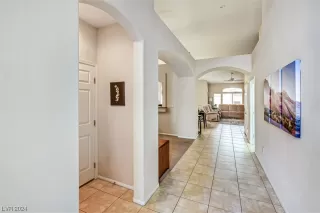 Photo #5: 2555401 Listing 