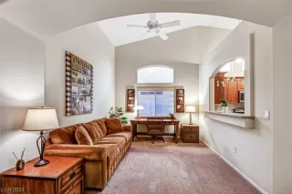 Photo #6: 2555401 Listing 