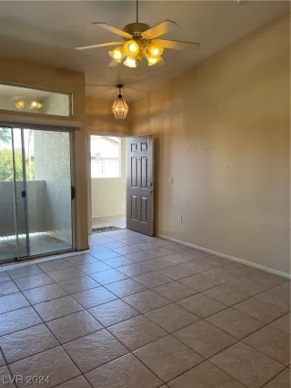 Photo #3: 2555437 Listing 