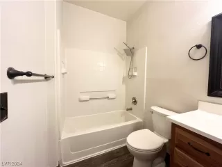 Photo #5: 2555455 Listing 