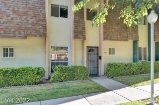 Photo #2: 2555460 Listing 