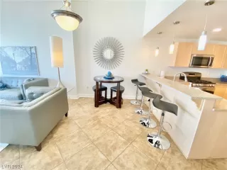 Photo #6: 2555472 Listing 