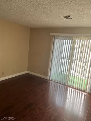 Photo #5: 2555495 Listing 