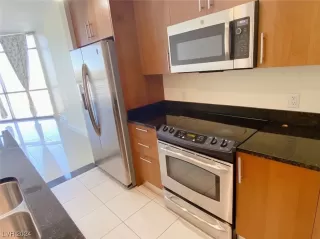 Photo #6: 2555497 Listing 