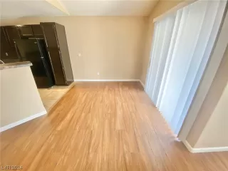 Photo #4: 2555507 Listing 