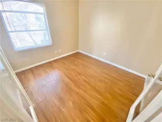 Photo #6: 2555507 Listing 