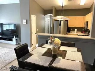 Photo #5: 2555530 Listing 