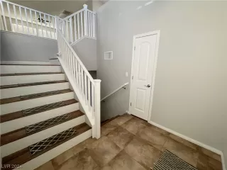 Photo #2: 2555556 Listing 