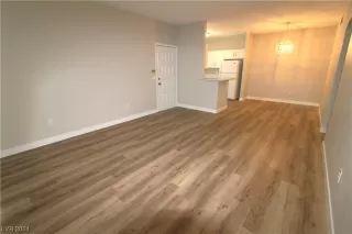 Photo #3: 2555565 Listing 