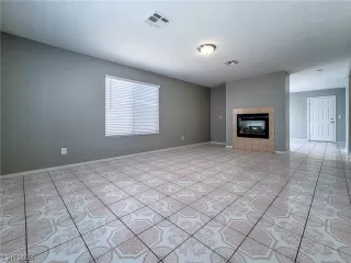 Photo #1: 2555567 Listing