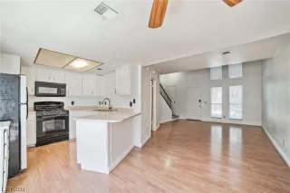 Photo #5: 2555595 Listing 