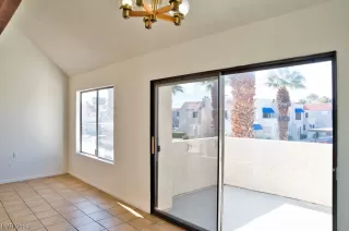 Photo #6: 2555602 Listing