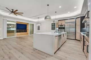 Photo #3: 2555630 Listing 