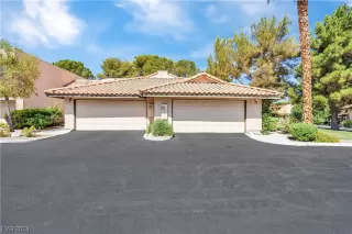 Photo #1: 2555640 Listing