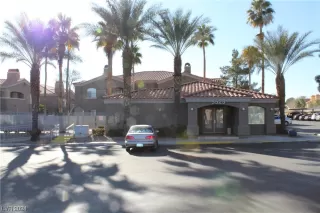 Photo #1: 2555647 Listing 